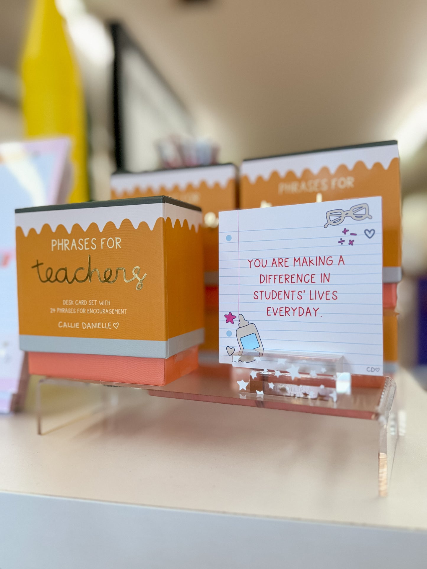Phrases For Teachers Encouraging Desk Card Set